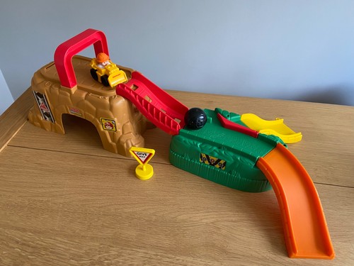 Fisher price little people - fisher,